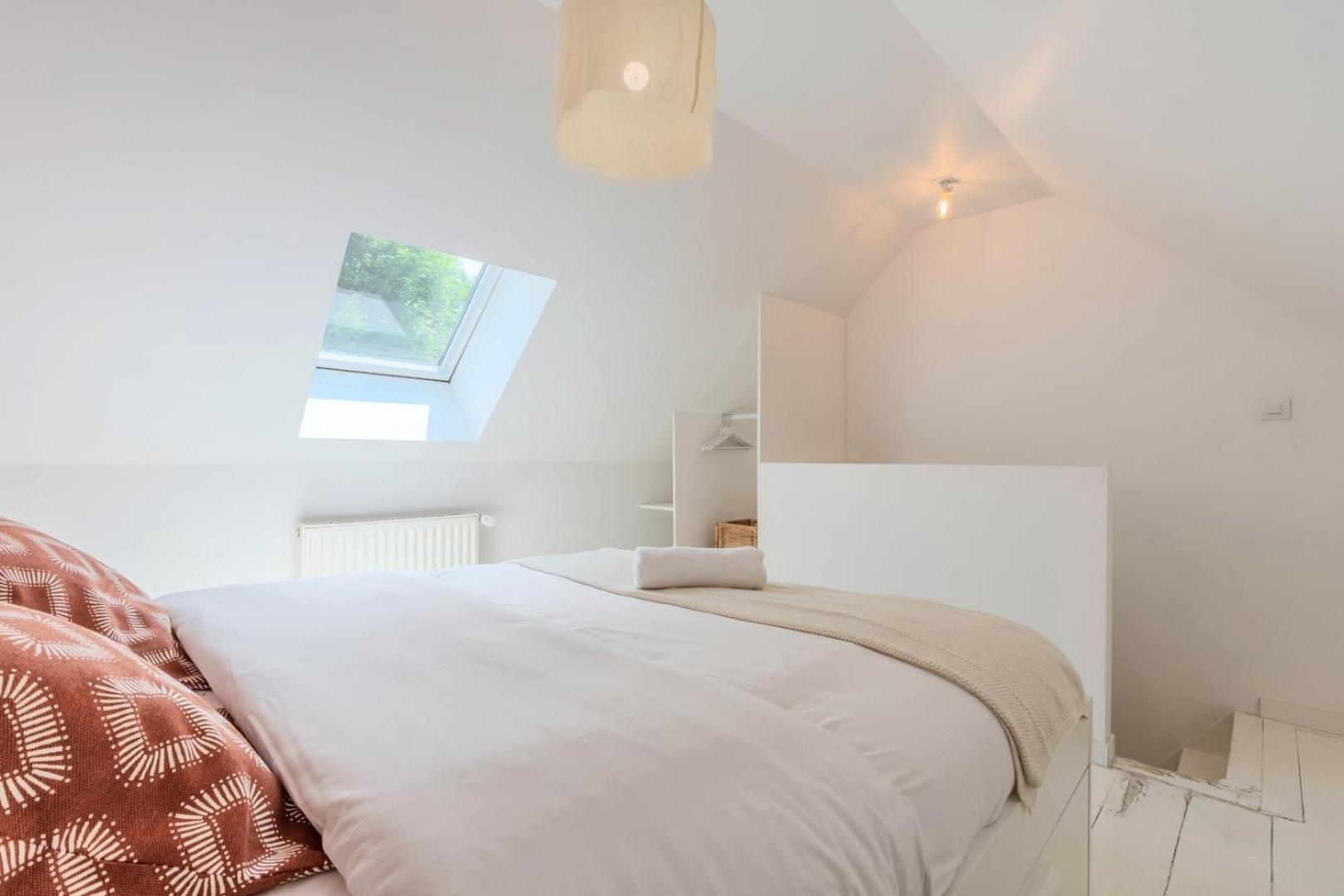2 Bedroom House W/ Terrace, Near Train Stations & Metro リール エクステリア 写真