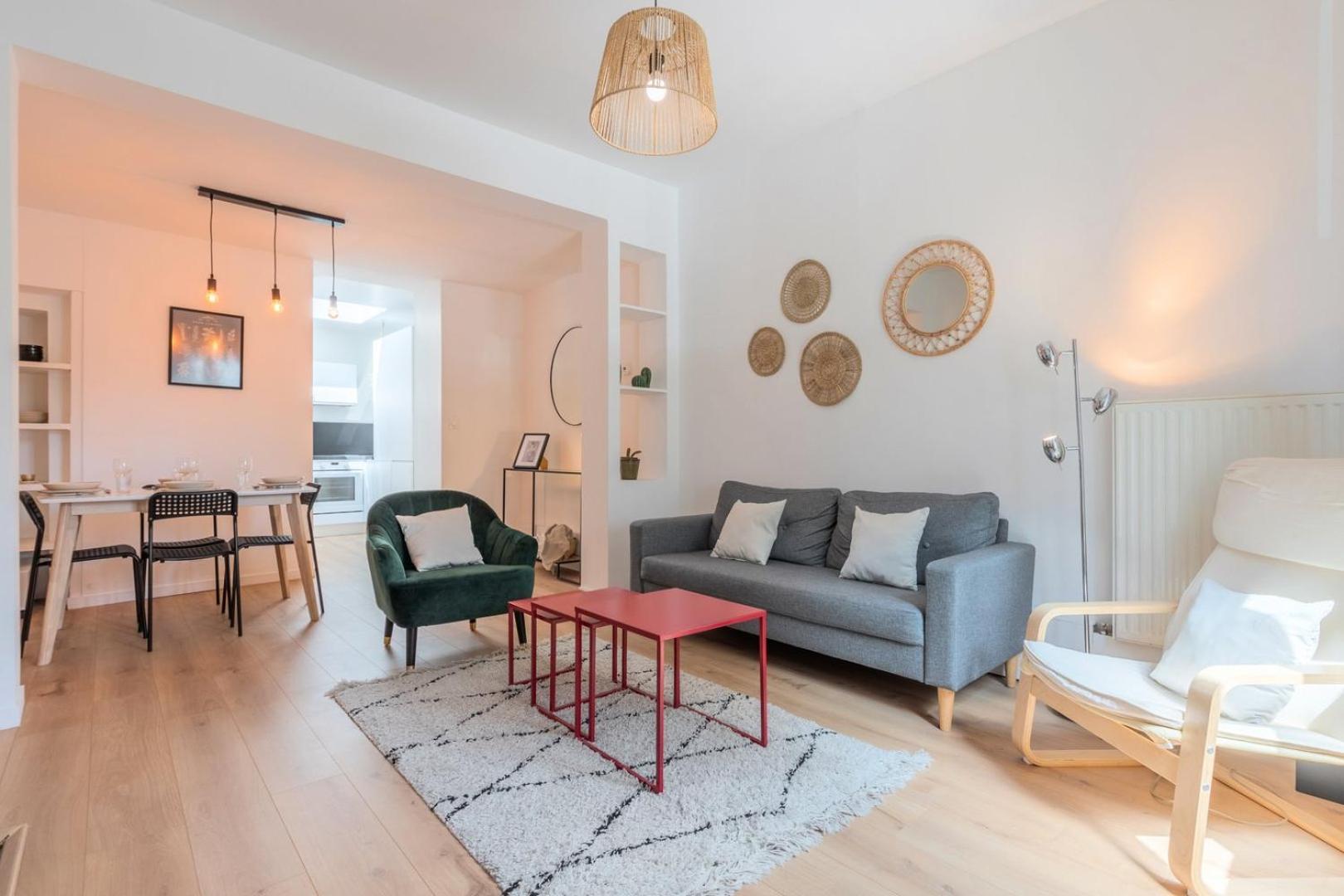 2 Bedroom House W/ Terrace, Near Train Stations & Metro リール エクステリア 写真