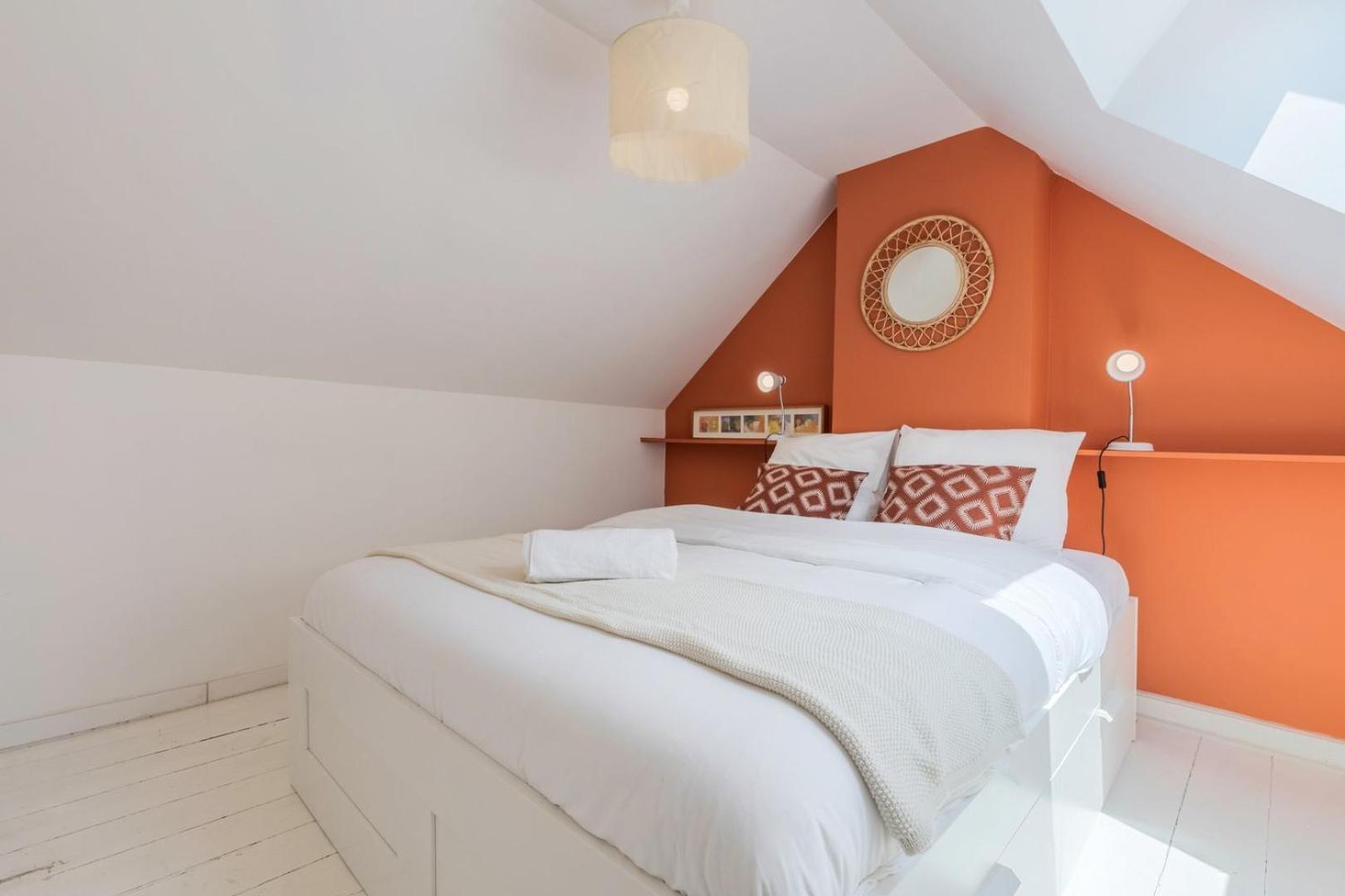 2 Bedroom House W/ Terrace, Near Train Stations & Metro リール エクステリア 写真