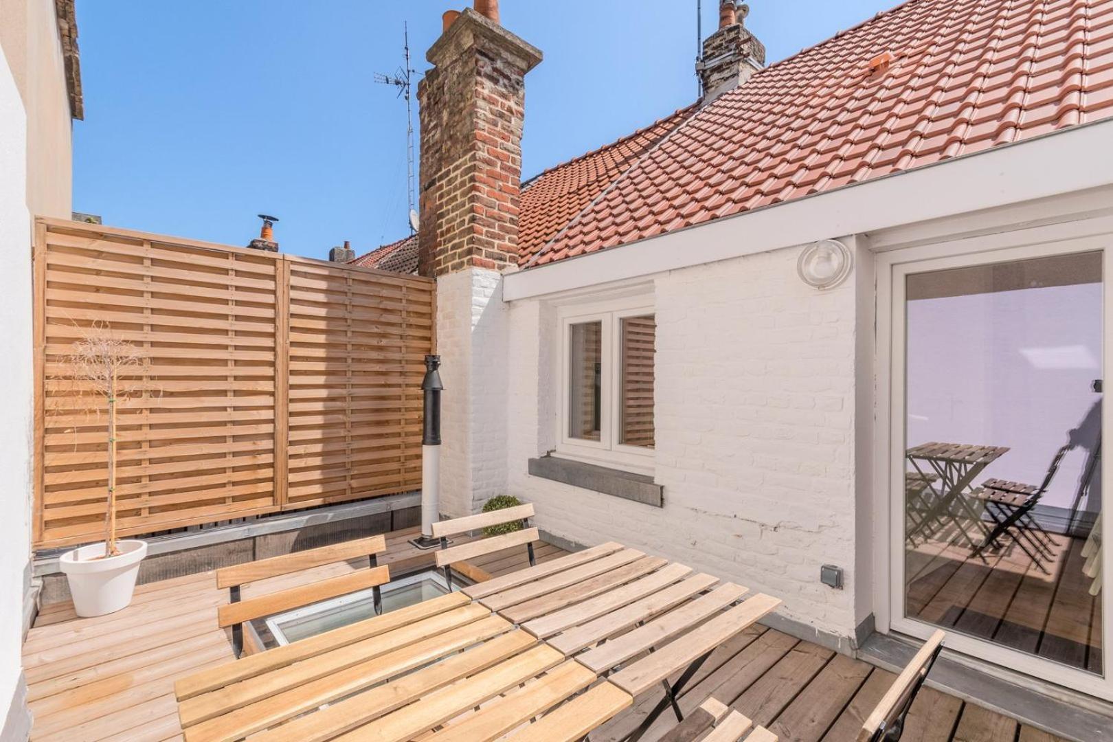 2 Bedroom House W/ Terrace, Near Train Stations & Metro リール エクステリア 写真