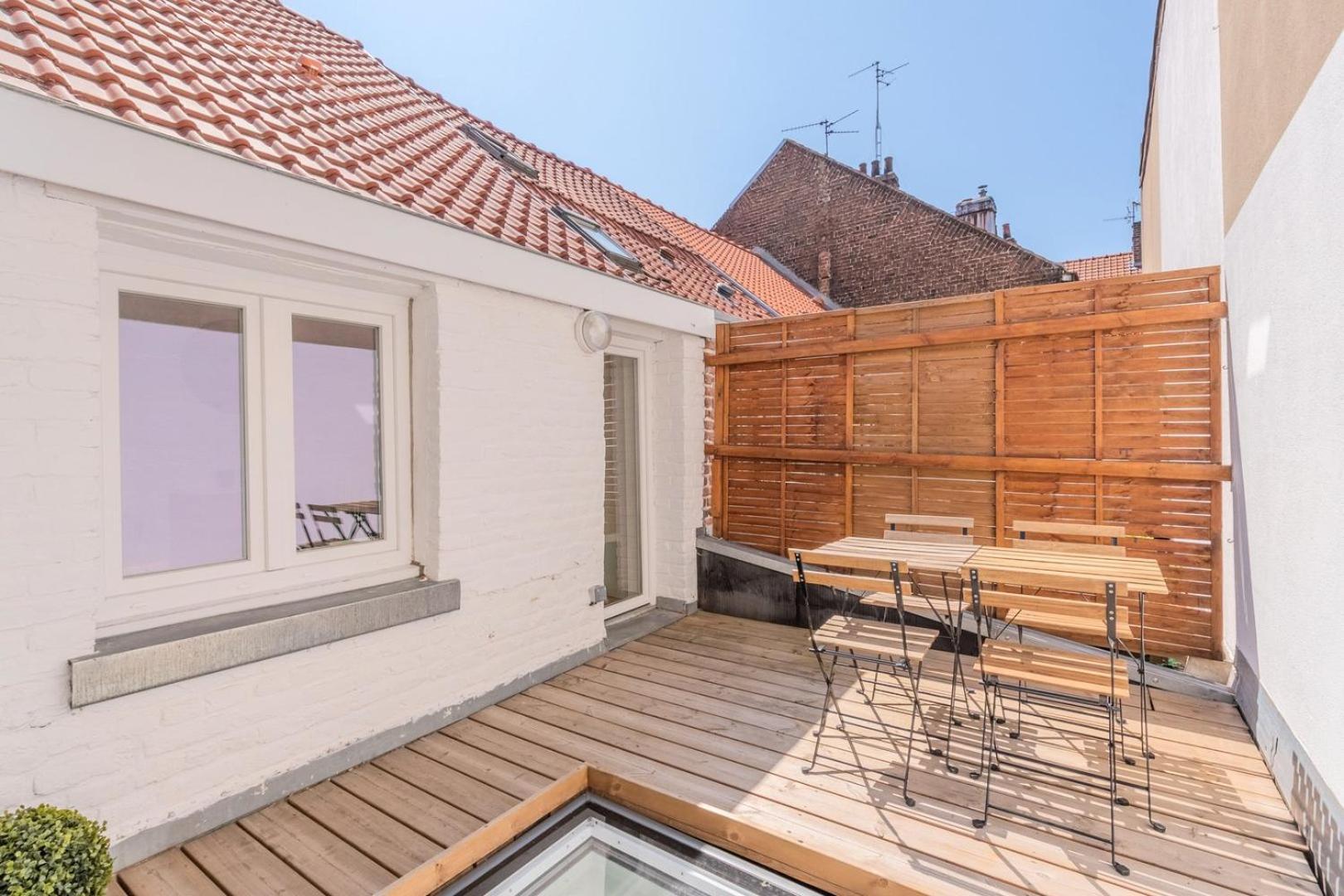2 Bedroom House W/ Terrace, Near Train Stations & Metro リール エクステリア 写真